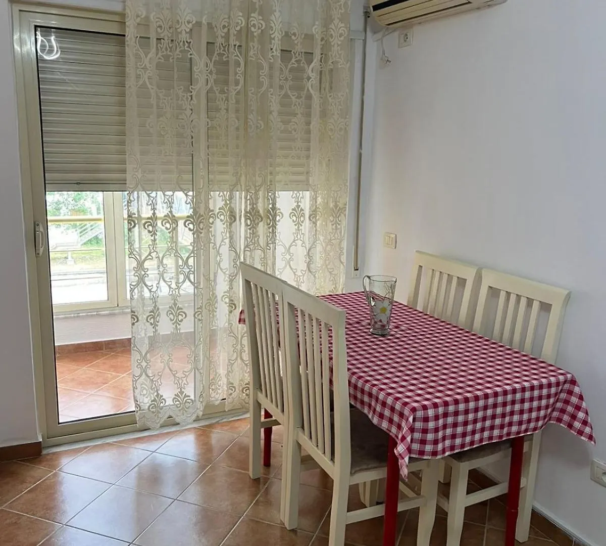 Alteo Holiday Apartment دراس 0*,